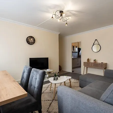 Le Bigardo - Circuit 24h - Commerces Apartmán *